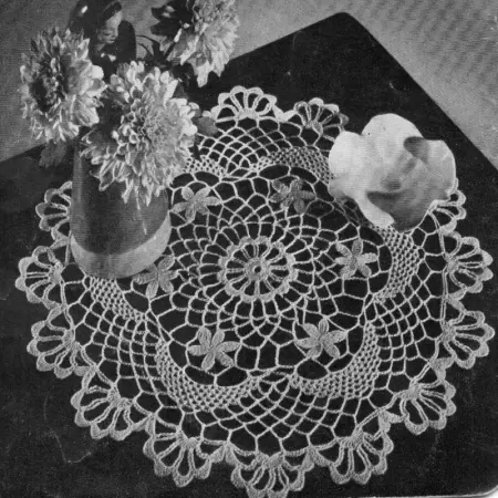 7797 Flower Doily