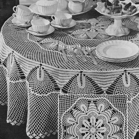 Free brides bouquet crochet tablecloth pattern